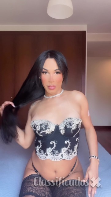 IZABELLE SUA BONEQUINHA PERFEITA ADORO FESTINHA