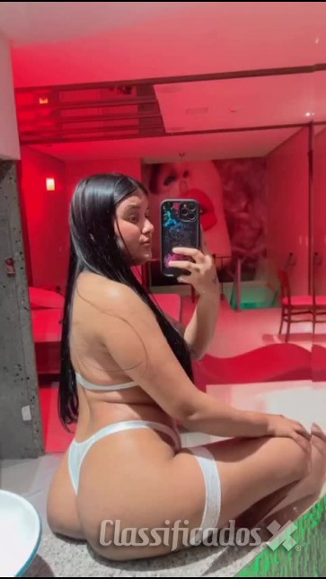 FIORELLA LATINA NOVINHA